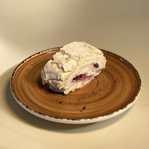 Меренговый рулет