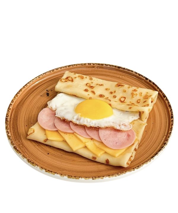 Блин с яйцом, сыром и ветчиной
